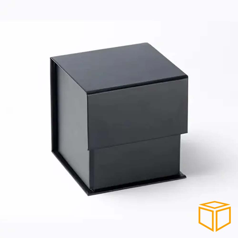 Custom Candle Boxes with Embossing & Debossing - Image 2 Custom Candle Boxes with Embossing & Debossing - Image 2